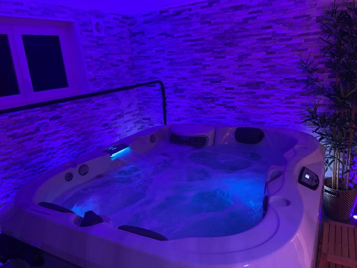 *romance Jacuzzi* Pour Les Amoureux Ou Les Solos * Deuil-la-Barre